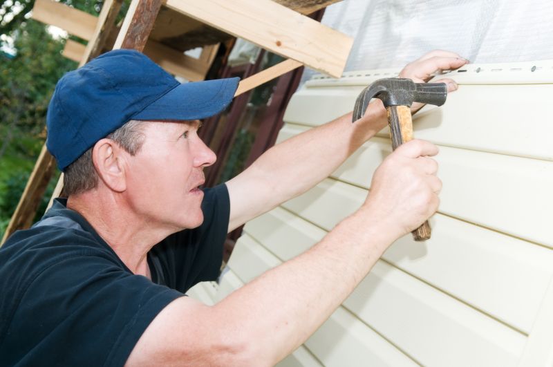Top Siding Installation Companies in Pontiac, MI