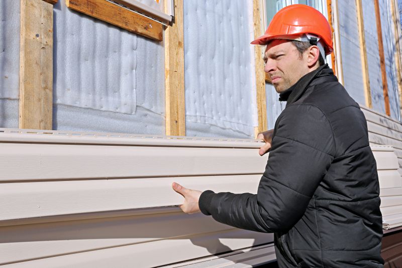 When to Hire Siding Professionals